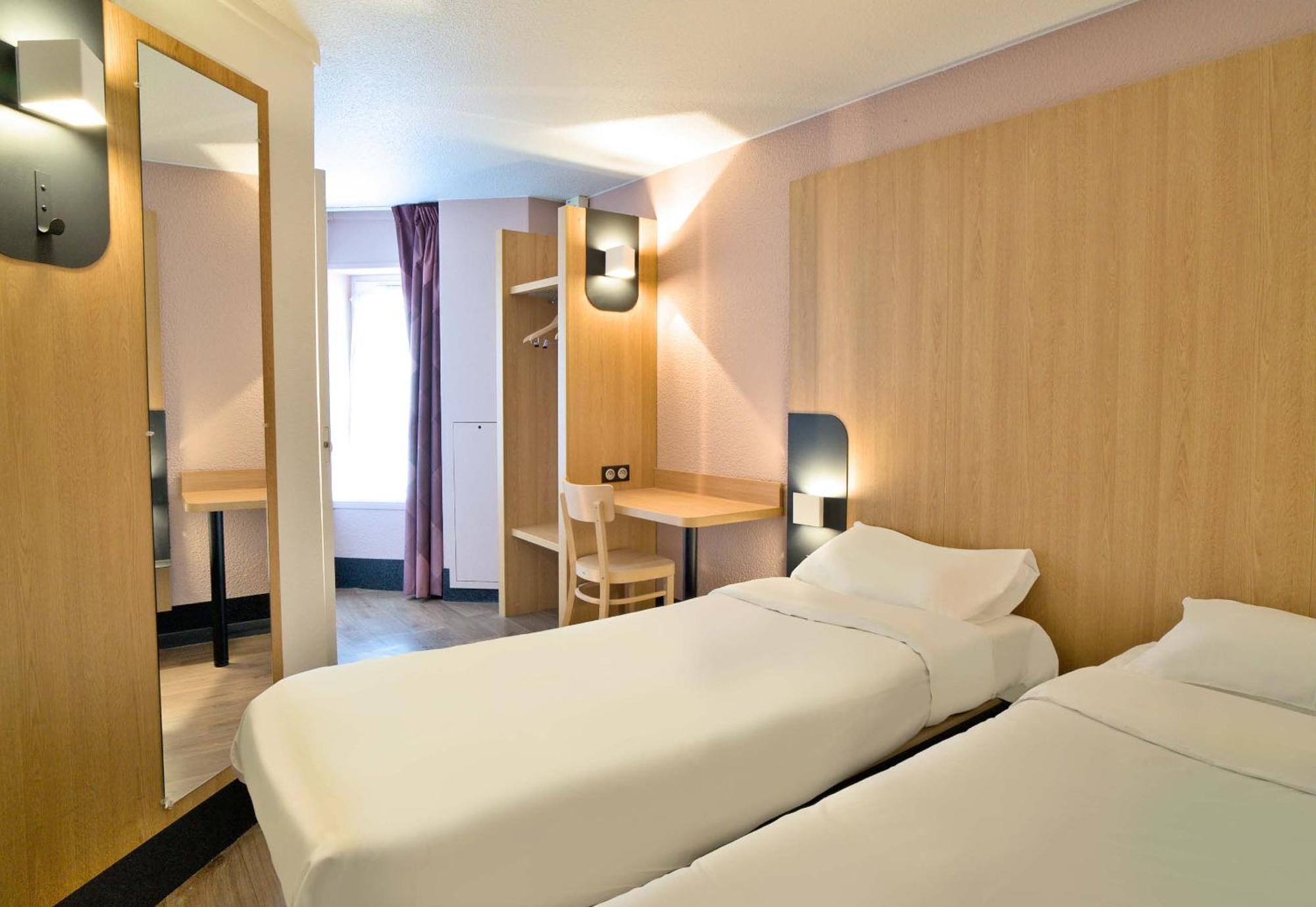 B&B Hotel Dreux Centre Eksteriør billede
